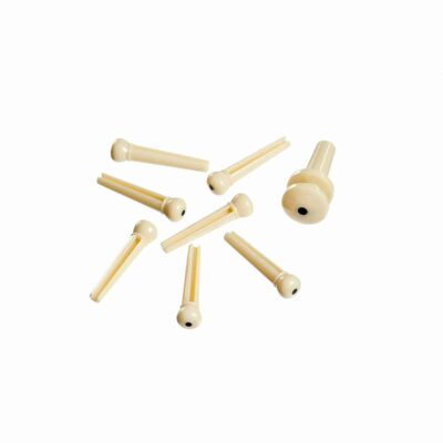 פינים פלסטיק לבן לגיטרה אקוסטית דדריו - Daddario Planet Waves PWPS12 White Plastic Bridge Pins with End Pin Set